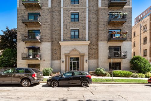 1812 Lafayette Pl, Milwaukee WI  53202-1188 exterior