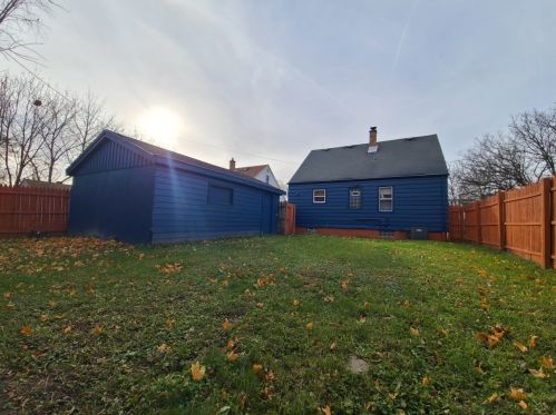 5178 64, Milwaukee WI 53218-4005 exterior