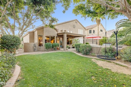 15405 18 Ave, Phoenix AZ 85015-3840 exterior