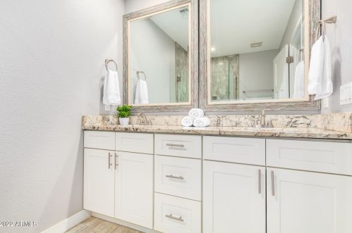 3421 16 Ave, Phoenix AZ 85021-5419 exterior