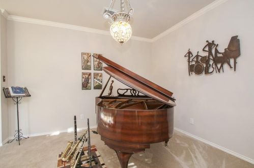 7103 Timber Post Ln, Humble TX 77346-3384 exterior