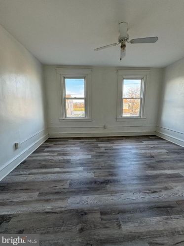 6541 Ditman St, Philadelphia PA 19135-2705 exterior