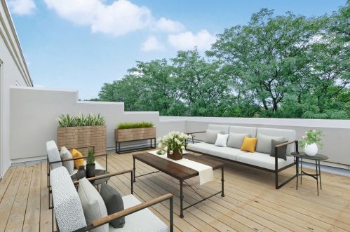 2246 Lakewood Ave, Chicago IL 60614-3629 exterior