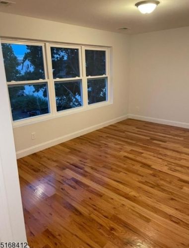 268 Seymour Ave, Newark NJ  07112-1634 exterior