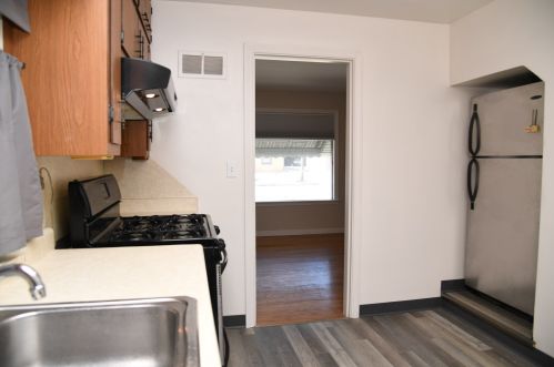 1029 Leith Ave, Waukegan IL 60085-2545 exterior