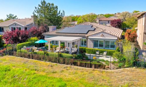 4054 Borders Dr, Folsom CA 95762-5415 exterior