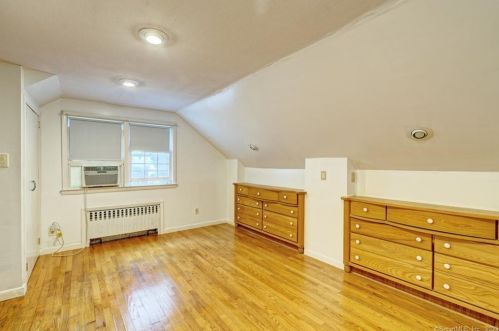 108 Hickory Hl Rd, New Britain CT 06052-1009 exterior