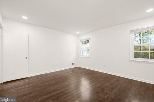 1721 Arbor View Rd, Silver Spring MD 20902-1410 exterior