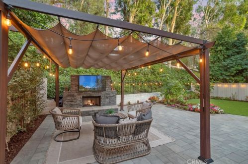 10898 Dishman Pl, Tustin, CA 92782-1316