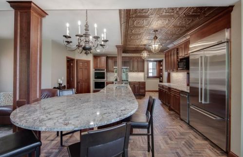 626 4th St, Stillwater MN 55082-4827 exterior