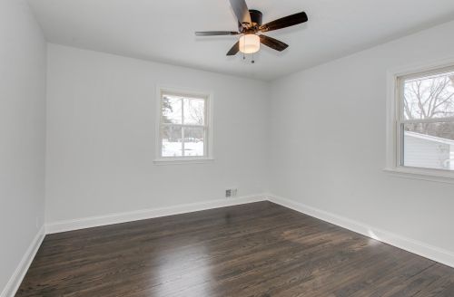 216 Hawes Ave, Saint Paul MN  55126-6232 exterior