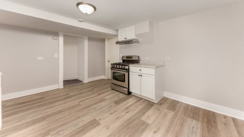 123 4 Ave, Joliet IL 60433-1865 exterior