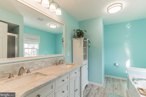 107 Bayberry Dr, Limerick PA 19468-1240 exterior