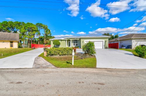 3113 Mcmullen St, Fort Pierce, FL 34953-4836