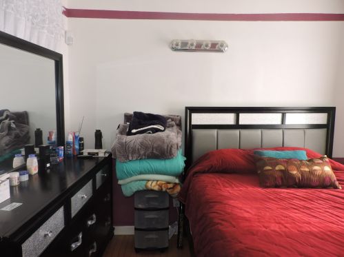 5301 Damen Ave, Chicago IL 60625-1103 exterior