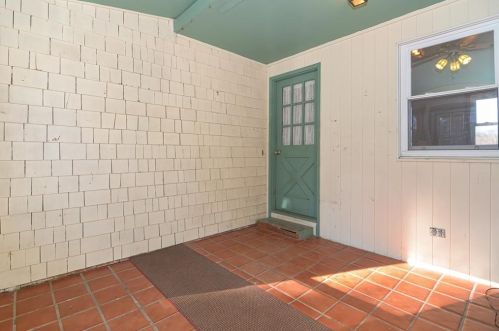 210 Greenhouse Rd, Coventry RI 02827-2101 exterior