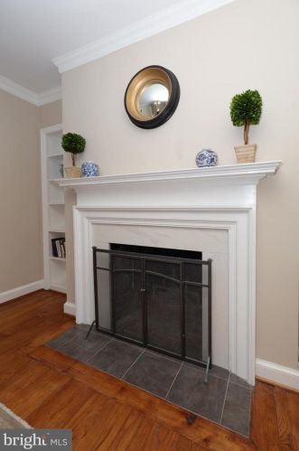 827 Royal St, Alexandria VA  22314-4340 exterior