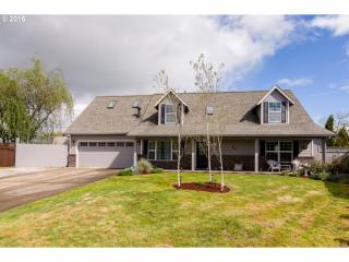 1889 Calistoga Ct, Eugene, OR 97402-7527