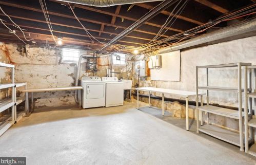 1839 Cedar St, Philadelphia PA 19125-2909 exterior