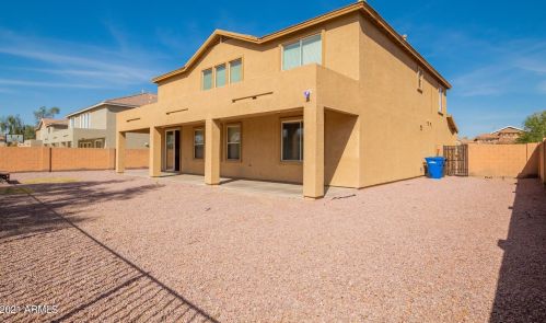 6810 39 Ln, Phoenix AZ 85029-3000 exterior