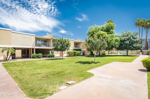 4615 22nd St, Phoenix AZ  85040-2595 exterior