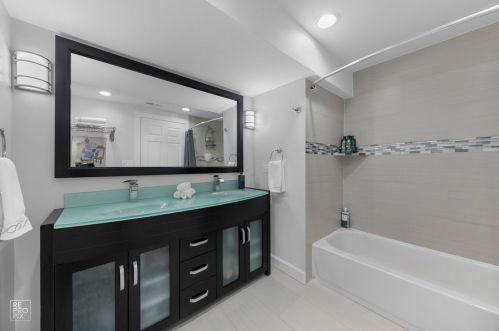 2505 Ainslie St, Chicago IL 60706-3457 exterior