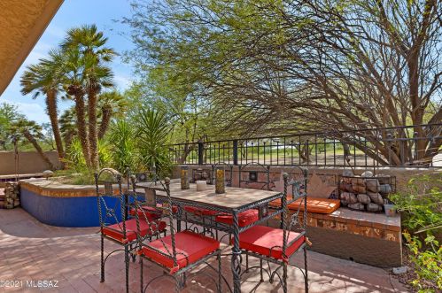 6107 Golden Eagle Dr, Tucson, AZ 85750-1397