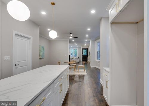 4425 Larchwood Ave, Philadelphia PA  19104-3915 exterior