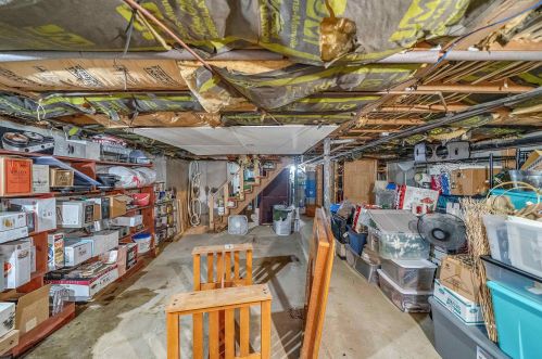 17 Hooksett Tpke, Concord NH  03304-4415 exterior