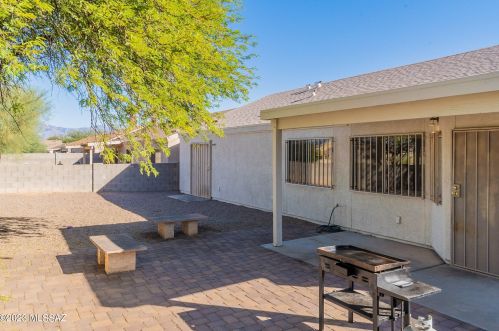 2944 Beck Dr, Tucson AZ  85730-3620 exterior
