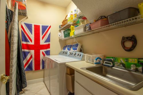 425 Fairway Lndg, Fort Pierce FL 34986-2166 exterior