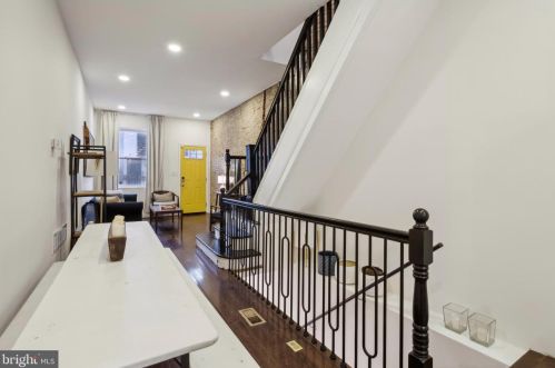 1942 Marshall St, Philadelphia PA 19120-0037 exterior