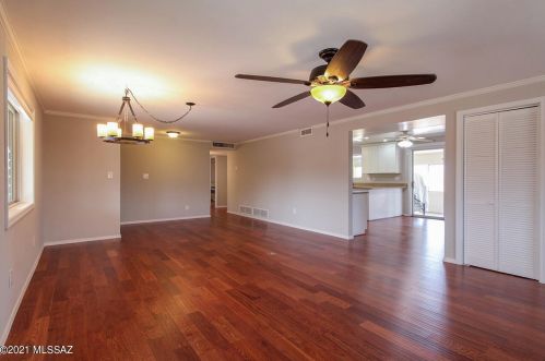 12011 8 St, Tucson AZ 85719-5411 exterior