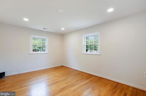 3432 Memorial St, Alexandria VA 22306-1548 exterior