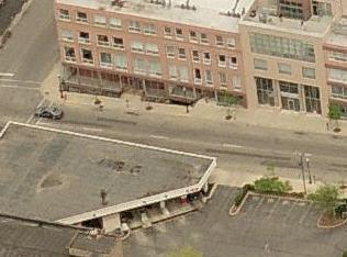 220 Downer Pl, Aurora, IL 60505-3402