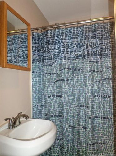 189 Clarence St, Torrington CT 06790-6745 exterior