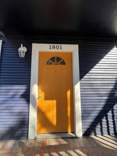 1801 Cedar Ave, Austin TX  78702-1429 exterior