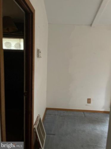 106 Cherokee Dr, Browns Mills NJ  08015-6251 exterior