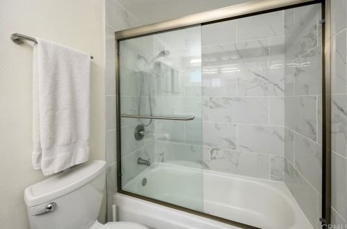 2514 Monterey Pl, Fullerton CA 92833-2031 exterior