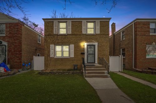 7339 Washtenaw Ave, Chicago, IL 60645-1401