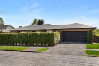 3023 75th St, Seattle WA  98117-4653 exterior