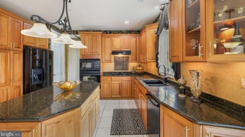 2706 Dillon Dr, Jamison PA 18929-1259 exterior