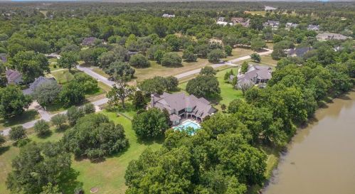 4511 Upper Oxbow Trce, Fulshear TX 77441-4423 exterior