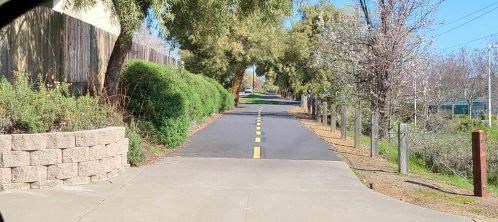 885 Halidon Way, Folsom CA 95630-8406 exterior