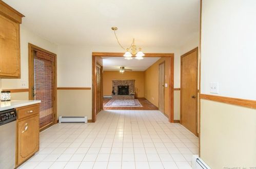 89 Laurel Dr, Killingly CT 06241-2218 exterior