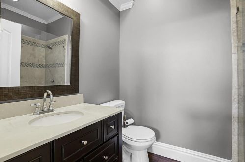 2104 Sidney St, Saint Louis MO 63104-2829 exterior