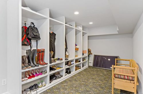 347 Riv Rd, Briarcliff NY 10510-2413 exterior