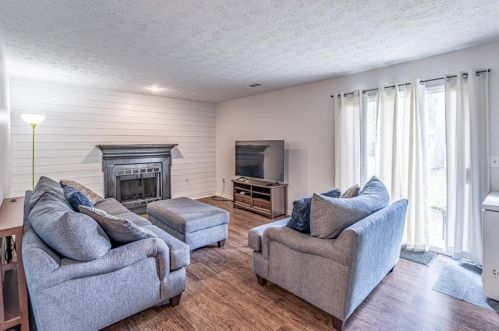 3409 Framingham Dr, Lithonia GA  30038-2625 exterior