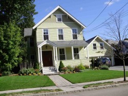 280 Lexington St, Newton, MA 02466-1210