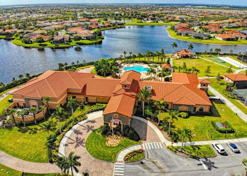 11720 Apple Blossom Trl, Fort Pierce FL  34987-2475 exterior